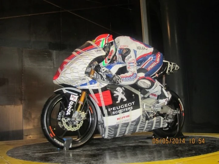 Oral Engineering-Università di Perugia, accordo racing. Test in galleria del vento della Moto3 Peugeot Oral FTR