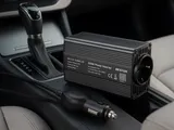 Elettricità a 220V anche in auto: con l'inverter 300W in offerta si può fare