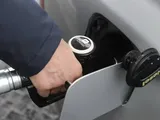 Gasolio adulterato, la nuova truffa ai distributori: i rischi