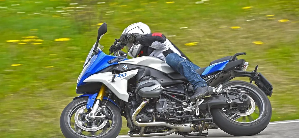 BMW R 1200 RS 2015: il nostro test su strada