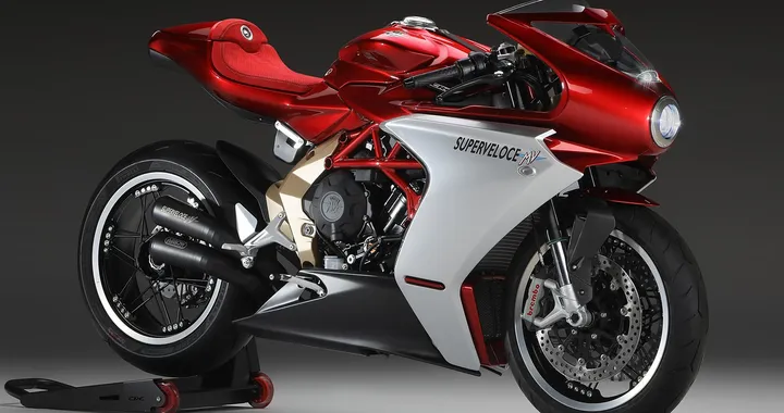 MV Agusta è "eccellenza del design lombardo" con la Superveloce 800