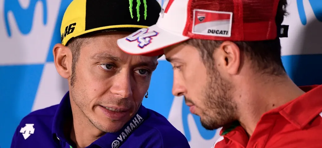 Rossi pronto al ritiro, Dovizioso lo sostituisce in Yamaha. Fake news o bomba di mercato?