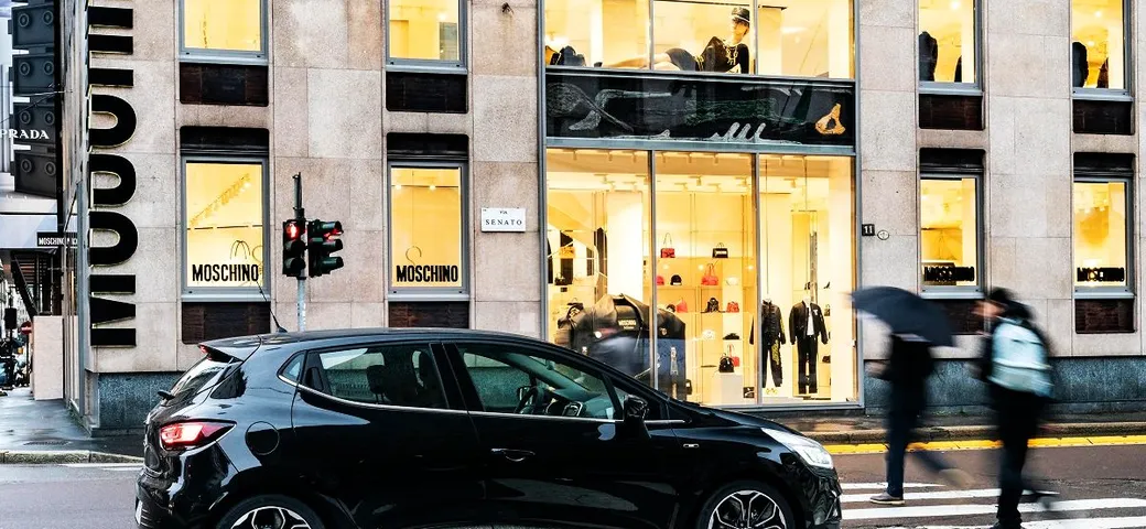 Renault Clio Moschino, glam e tecnologia