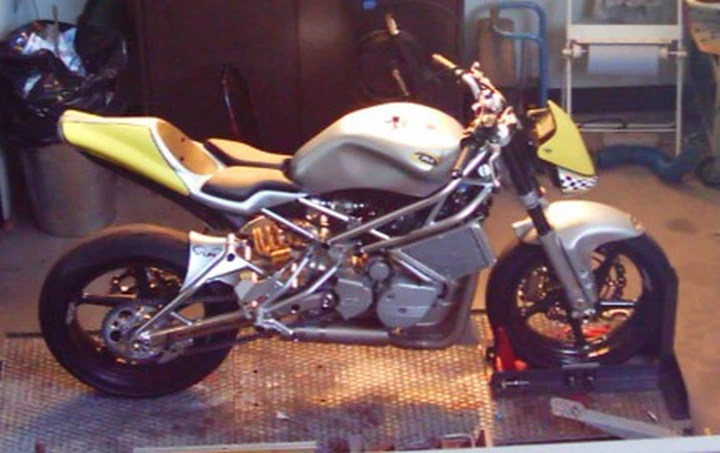 Debutto nelle corse per la CR&S VUN
