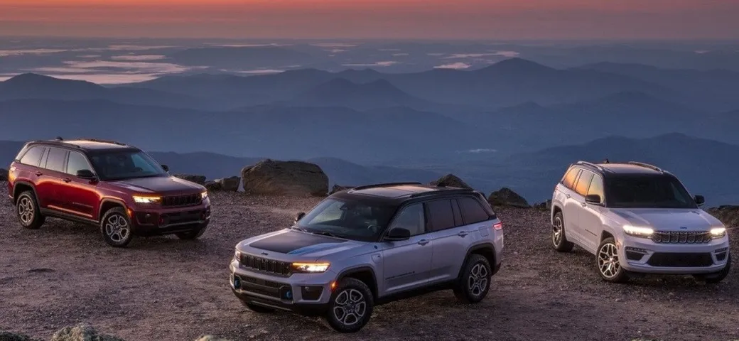 Jeep Grand Cherokee 2022: caratteristiche, dotazioni, versione ibrida plug-in