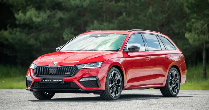 Nuova Skoda Octavia RS: in arrivo le versioni 'termiche'