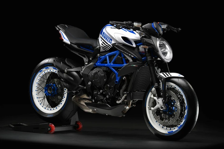 MV Agusta e Pirelli: Dragster 800 RR Pirelli