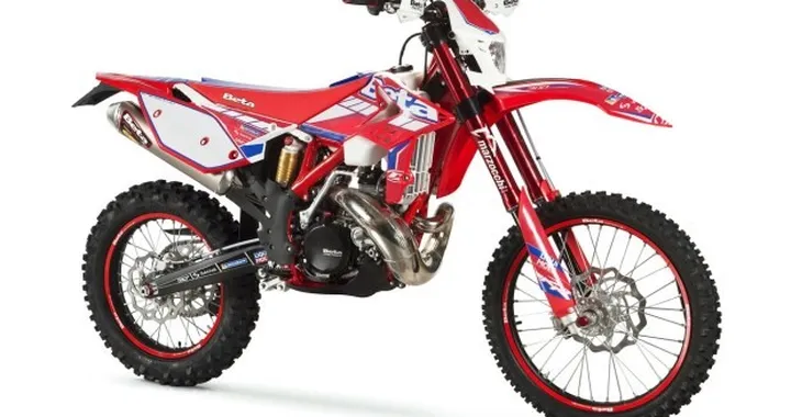 Beta presenta la serie speciale RR Enduro Racing MY 2015