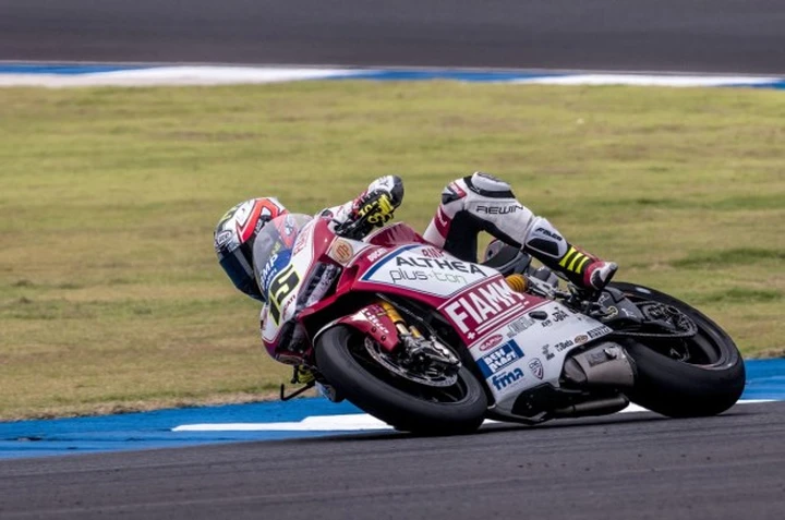 SBK Thailandia, Matteo Baiocco 6° e 8°: 