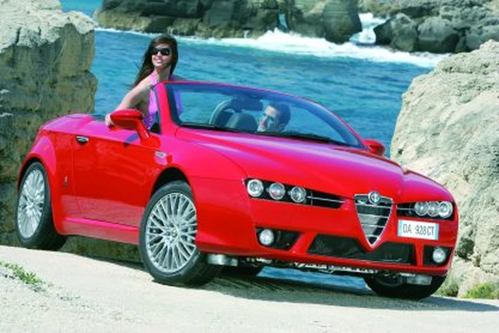 Alfa Spider - tutte le info e le foto