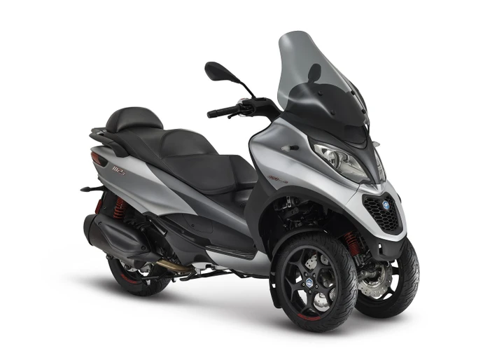 Piaggio MP3: al debutto anche la nuova versione 400hpe