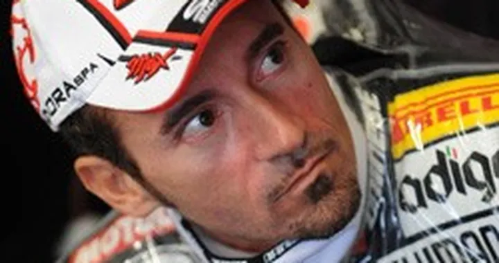 Max Biaggi "ammonito" a farsi l'esame di coscienza