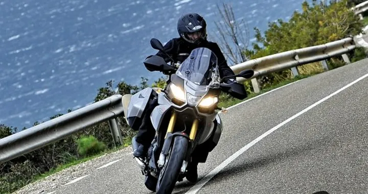 Porte aperte Aprilia e Moto Guzzi