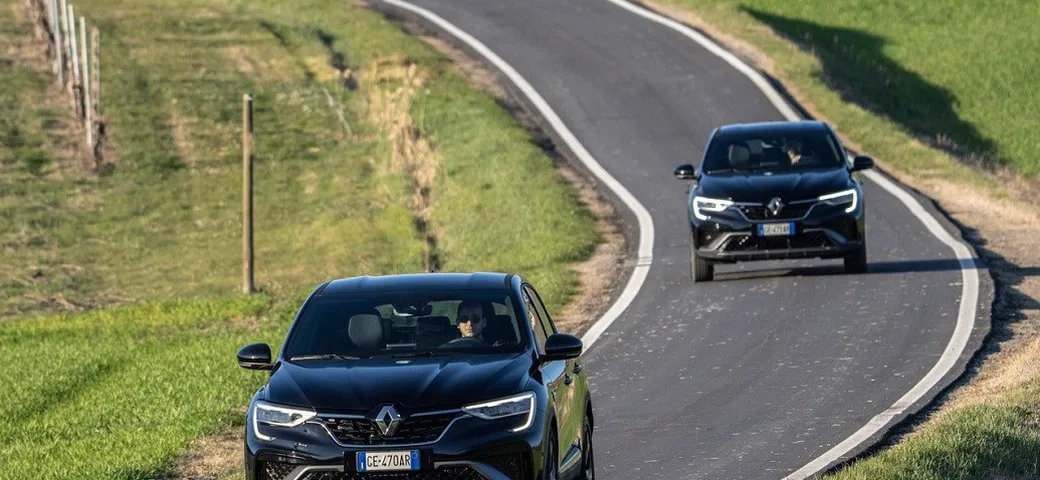 Renault Arkana: dotazioni, motori e prezzi del nuovo C-SUV Coupé