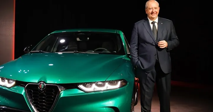 Stellantis: nuovo CEO per Alfa Romeo?