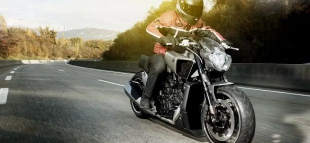 Yamaha V-Max Special 2012: Lazareth, Roland Sands e Marcus Walz