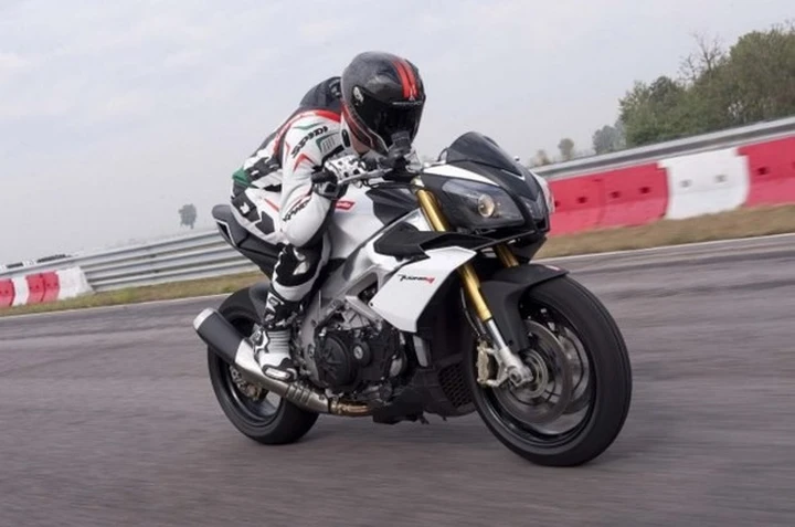 Aprilia Tuono V4 R aPRC MY 2015