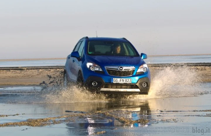 Opel Mokka: arrivano le nuove versioni 1.4 turbo a trazione anteriore