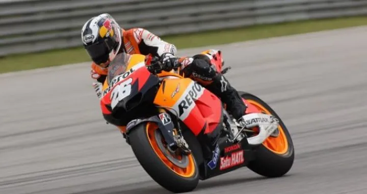 MotoGP: Bene Pedrosa a Sepang (2°), guai alla schiena per Stoner