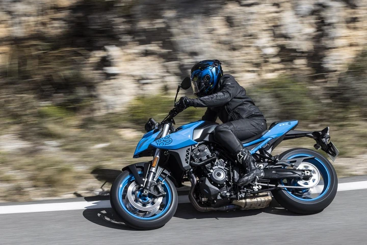 Suzuki GSX-8S