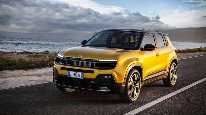 Jeep Avenger: motori, autonomia, prezzi