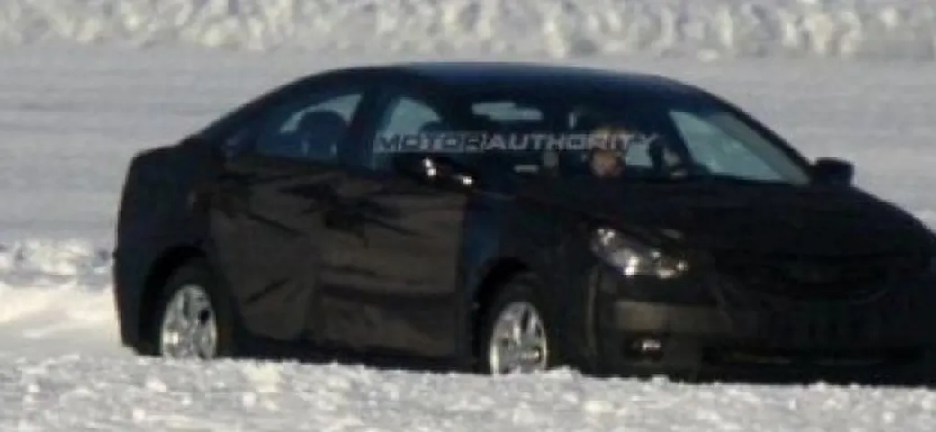 Foto Spia della nuova Hyundai Sonica