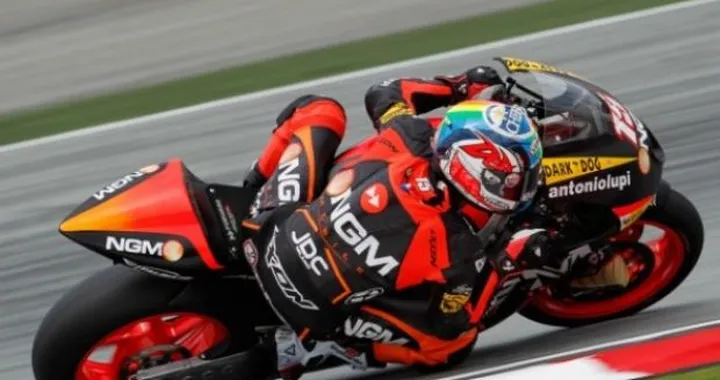 Moto2, Sepang: bandiera rossa, vince Alex De Angelis. Marquez a terra, ma Espargarò non ne approfitta