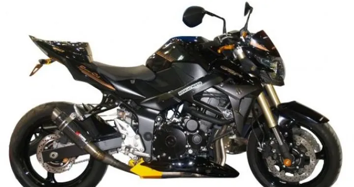 STYL: le novità 2013 per Yamaha T-Max 530 e Suzuki GSR 750