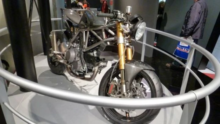 NCR M4: Salone Milano Eicma 2011