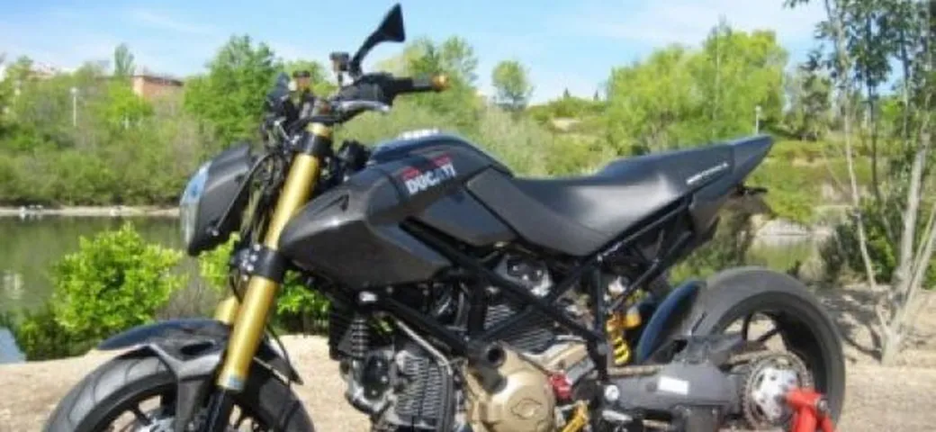 Hyper Radical: la Hypermotard secondo Radical Ducati