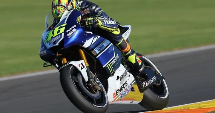 MotoGP Valencia 2013: Lorenzo battagliero, Rossi fatica a tenere il ritmo
