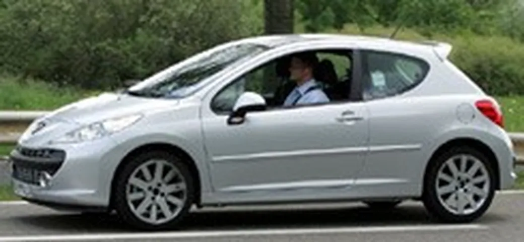 Peugeot 207 RC, altre immagini