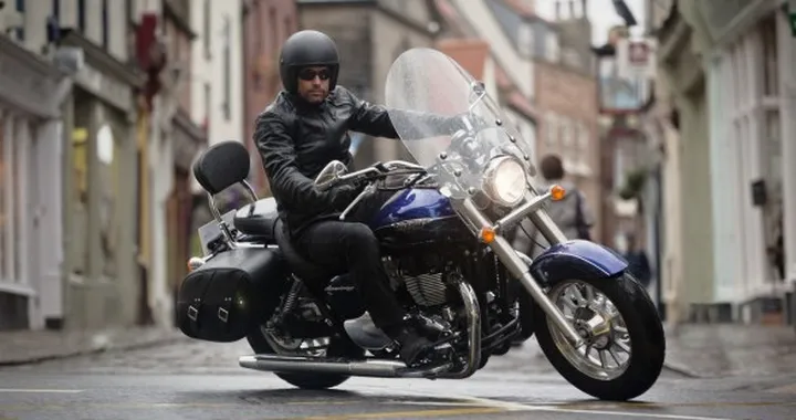 Triumph America LT 2014