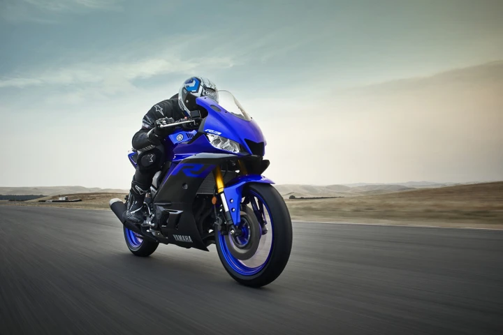 Moto per neopatentati: quanto costano e quali scegliere?