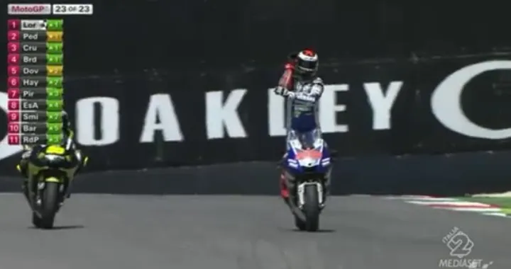 MotoGP Mugello 2013: capolavoro di Jorge Lorenzo, secondo Pedrosa, terzo Crutchlow, Rossi subito fuori