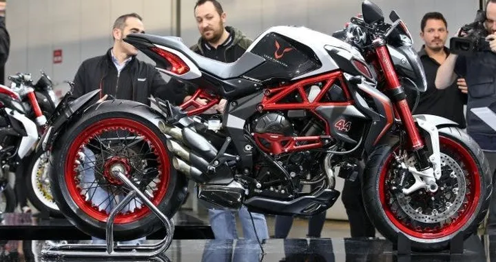 MV Agusta Dragster RR LH44 by Lewis Hamilton