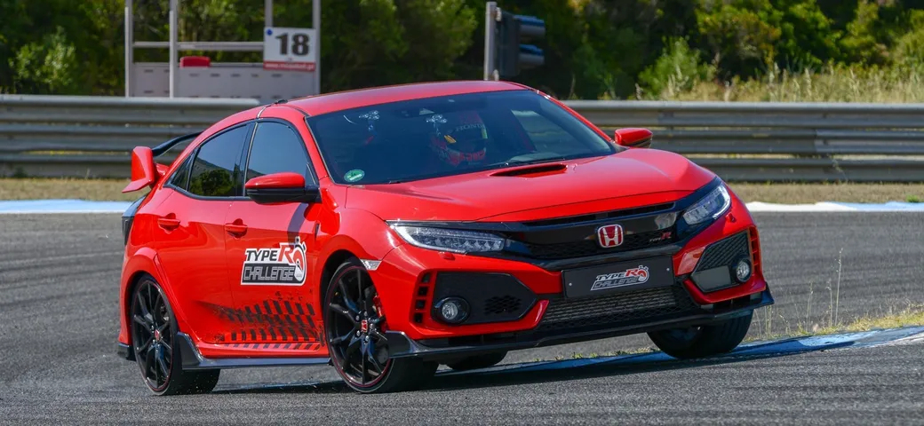 Honda Civic Type R: giro record all'Estoril [Video]