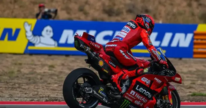 Ducati show: Marc Marquez vince la Sprint Race Aragón 2025
