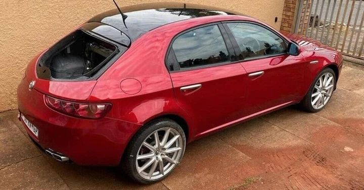 Alfa Romeo: un fan crea una Brera a 5 porte