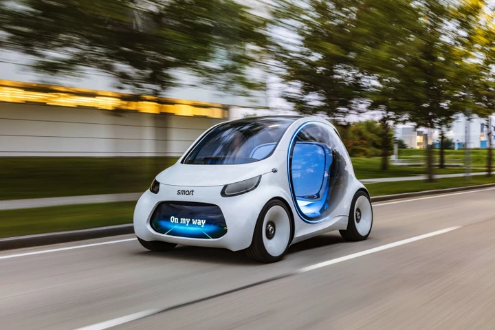 Smart Vision EQ Fortwo: la citycar rinasce in sharing e a guida autonoma