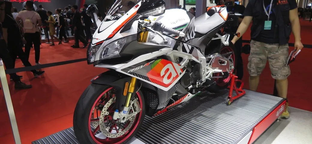Gruppo Piaggio al Salone di Shanghai 2017 Live