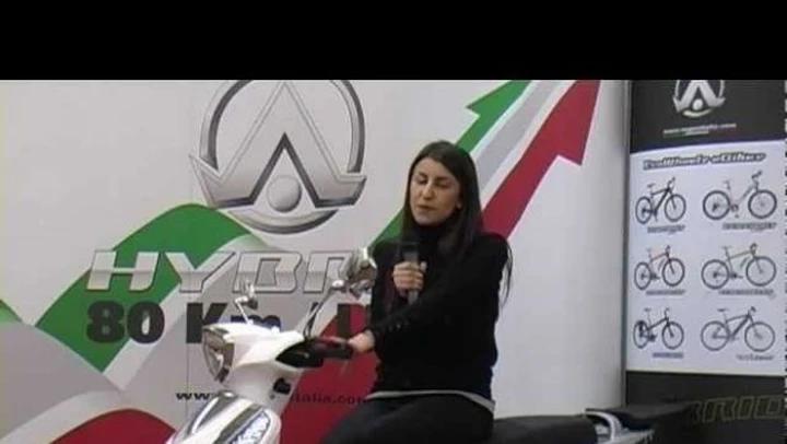 Aspes: scooter ibridi in anteprima a Milano