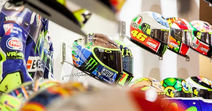 "I colori del Motomondiale": la mostra di Aldo Drudi