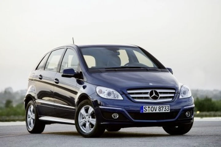 Una dopo l'altra: Mercedes Classe B restyling