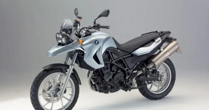 Per la "Bella Stagione": le moto di BMW, Honda, KTM e Suzuki