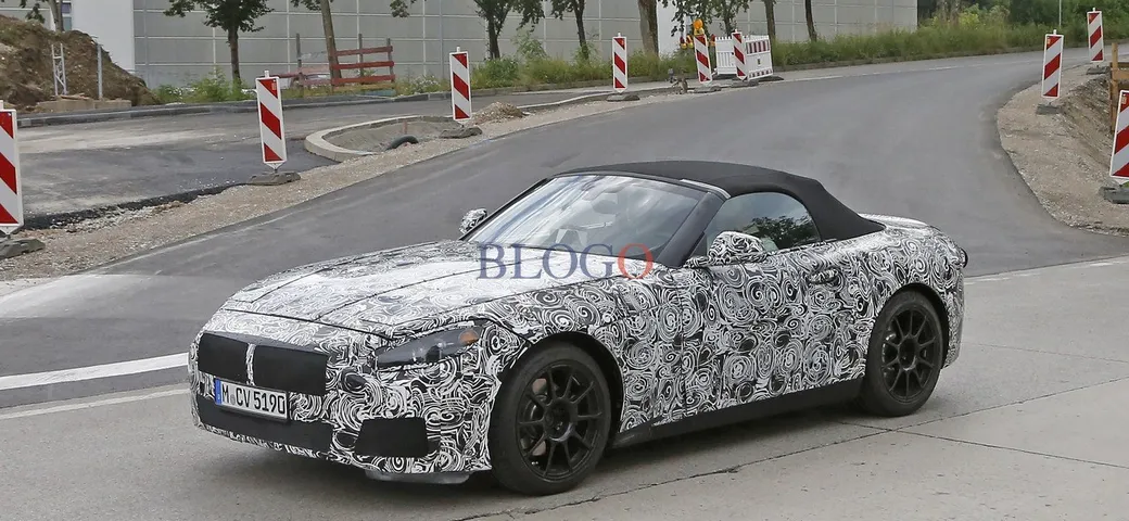 BMW Z5: foto spia della Roadster