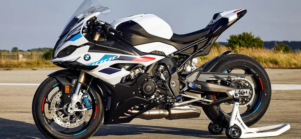 BMW S 1000 RR 2023: ancora più performante