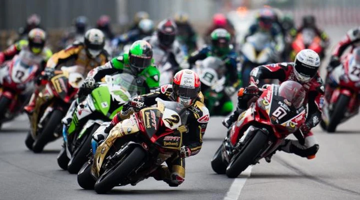 Peter Hickman ha vinto il Macau Gran Prix 2016. Dominio di BMW.