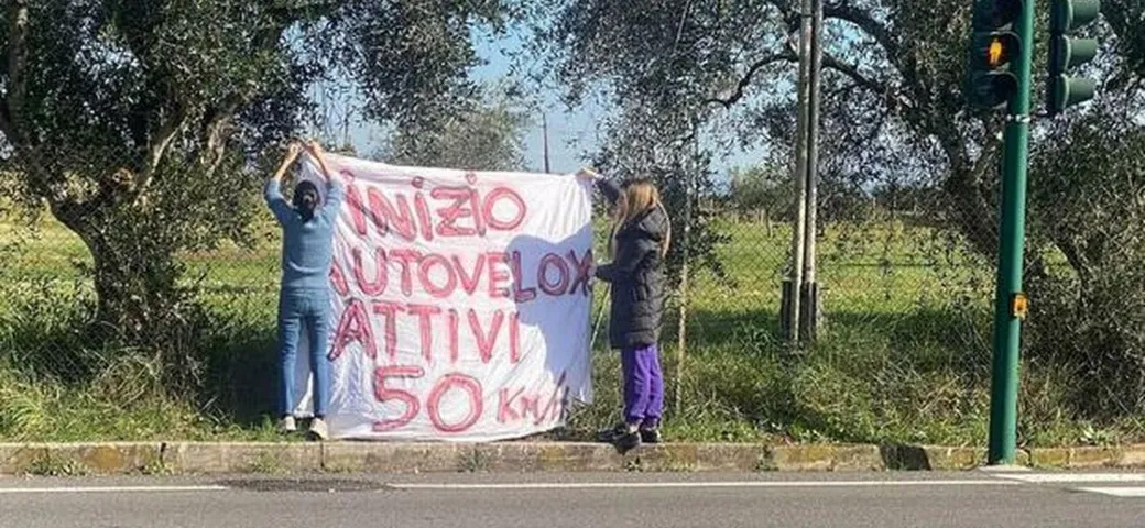 Autovelox sulla Laurentina, fioccano multe da record: le polemiche