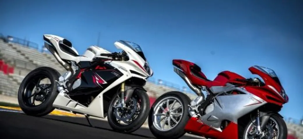 Pirelli Supercorsa SP sulle nuove MV Agusta F4 / F4R / F4RR